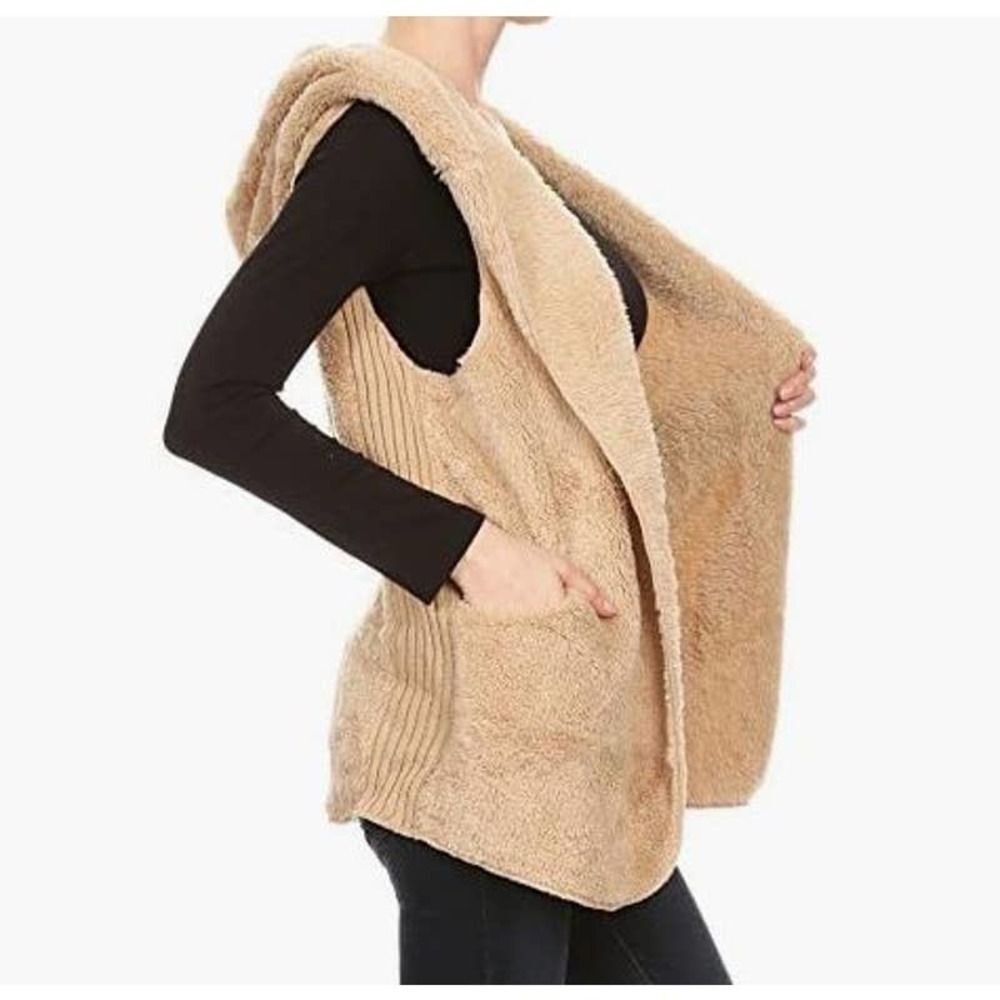 5. Love Tree Women's Super Soft Faux Fur Hooded Vest size medium